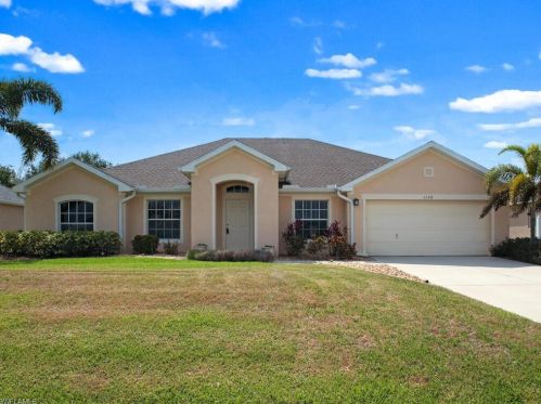1136 19th Pl, Cape Coral, FL 33993-5958