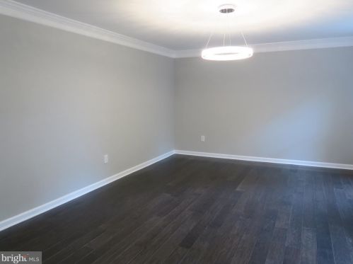 6251 Garretson St, Springfield VA  22015-3521 exterior