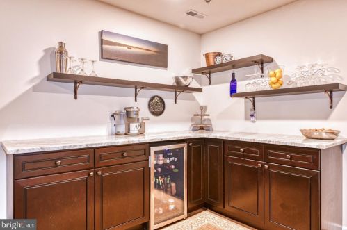 309 Meadow View Ln, Lansdale PA  19446-5932 exterior