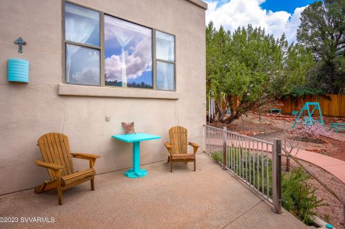 105 Castle Rock Trl, Sedona AZ 86336-6820 exterior