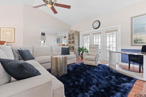 86 Fellowship Dr, Palm Coast, FL 32137-9165