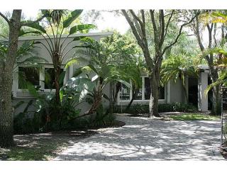 5930 48th St, Miami, FL 33155-6039