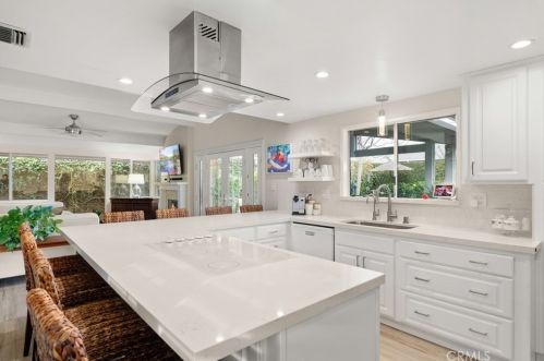 578 Prospero Dr, Covina CA  91723-3250 exterior