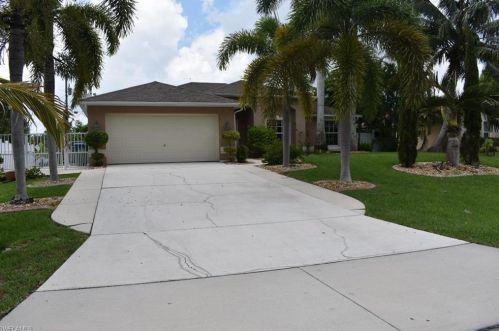 619 11th Ave, Cape Coral, FL 33990-2938