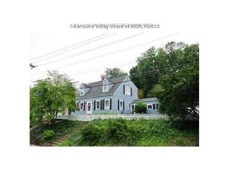 901 Wilkie Dr, Charleston, WV 25314-1005