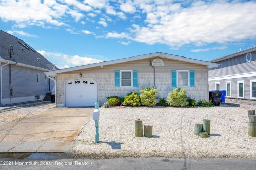 193 Cartagena Dr, Bricktown, NJ 08723-7007