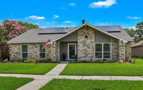 3128 Canterbury Ln, Lewisville, TX 75028-1518