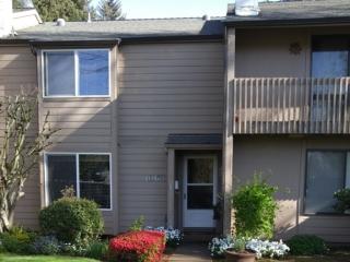 1063 Cardinal St, Salem, OR 97304-2941