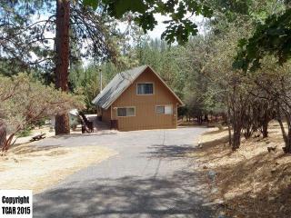 19674 Cottonwood St, Groveland, CA 95321-9372