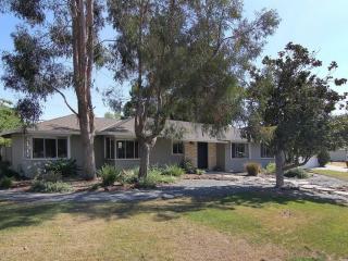 18741 Westview Dr, Saratoga, CA 95070-3542