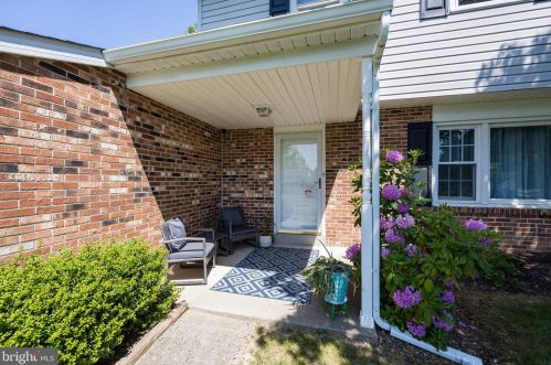 1159 Thrush Ln, Norristown, PA 19403-2248