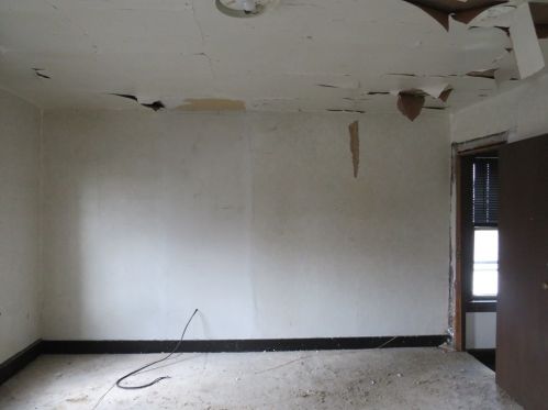 336 14th Ave, Whitaker PA  15120-1412 exterior