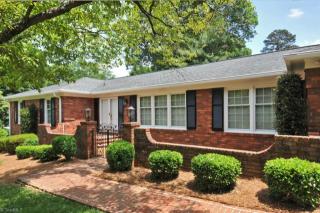 450 Sherwood Forest Rd, Winston Salem, NC 27104-1849