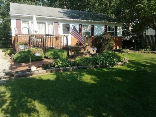 3961 Osage St, Cuyahoga Falls OH  44224-4282 exterior