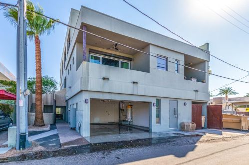 7020 1st Ave, Scottsdale AZ  85251-4334 exterior