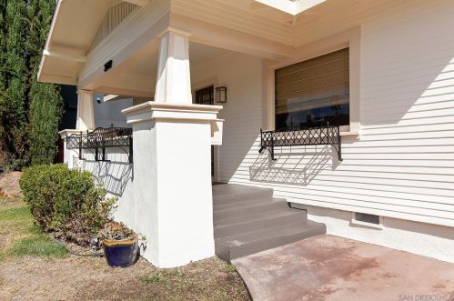 3777 Ray St, San Diego, CA 92104-3620