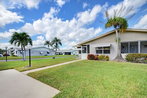 5349 Mariesa Ave, West Palm Beach, FL 33417-1031