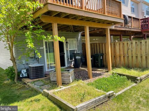 15732 John Diskin Cir, Woodbridge, VA 22191-6550