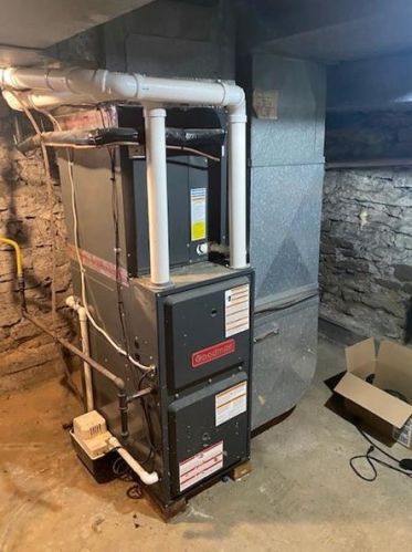 162 2nd St, West Newton PA  15089-1528 exterior