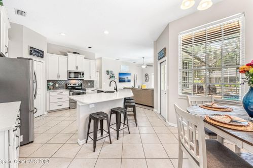 816 Brookstone Dr, Merritt Island FL  32952-4141 exterior