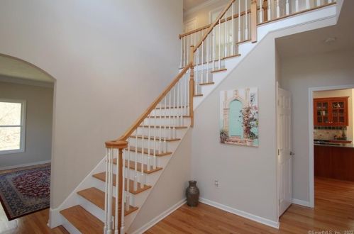 86 Blanket Mdw Rd, Upper Stepney CT 06468-1095 exterior