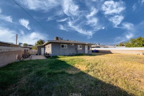 173 Grv St, Rialto CA  92376-4908 exterior