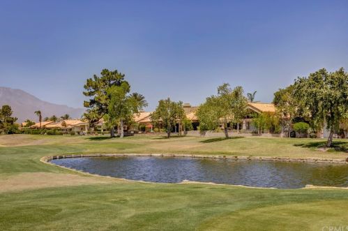 7 Pine Valley Dr, Rancho Mirage CA  92270-1606 exterior