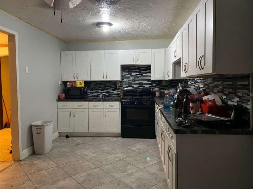1548 8th St, Orlando, FL 32820-2401