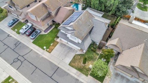 8702 White Peacock Way, Elk Grove CA  95624-3701 exterior