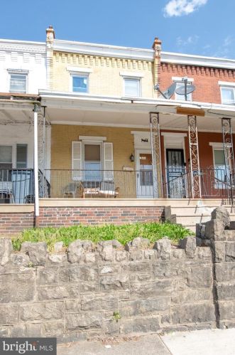 6766 Marsden St, Philadelphia, PA 19135-2226