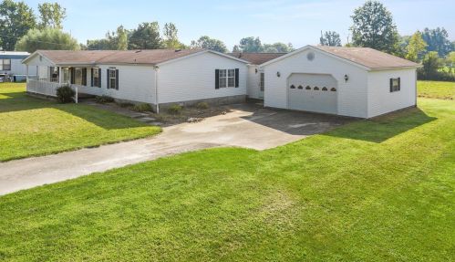 285 2nd St, Seaman, OH 45679-9592