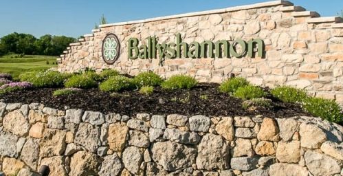 5105 Loch Dr, Hamilton, KY 41091