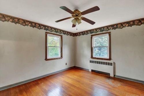 296 Todd Hollow Rd, Plymouth, CT 06782-2418