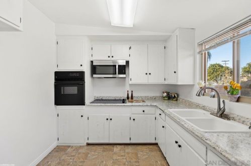 4362 Conrad Ave, San Diego CA 92117-2017 exterior