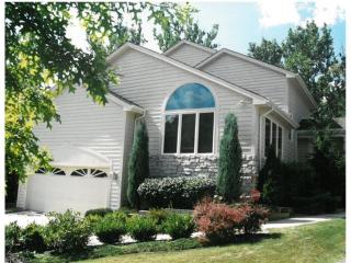80 Riverview Ct, Orange Village, OH 44022-3370