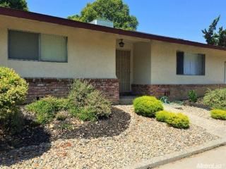 1348 Las Lomitas Cir, Sacramento, CA 95831-3129