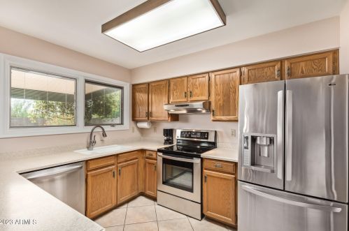 15808 8th Pl, Phoenix AZ 85042-4303 exterior