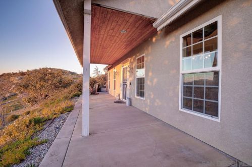 10956 Calle Oro Verde, Valley Center CA  92082-4201 exterior