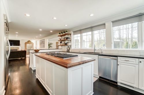 7375 Cayuga Dr, Cincinnati OH  45243-3540 exterior