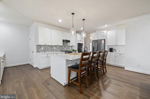 12950 Lemaster Dr, Nokesville VA  20181-2457 exterior