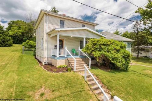 1261 Carlisle Ave, Morgantown, WV 26505-5307