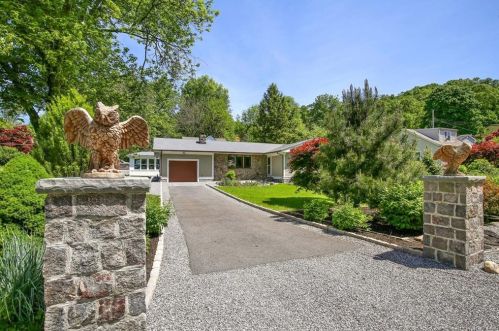 64 Shore Dr, Mahopac, NY 10541-4136