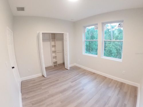 2615 Fiddlestick Cir, Lutz FL  33559-3728 exterior