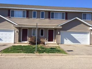 213 Tanager Path, Mankato, MN 56001-6393