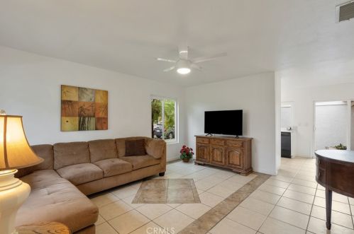 8550 Edgebrook Dr, Garden Grove, CA 92844-1911