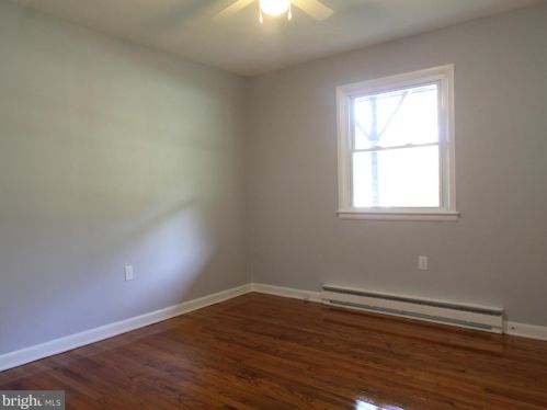 1 Old Barn Rd, Richmond National Battlefiel VA  22835-9008 exterior