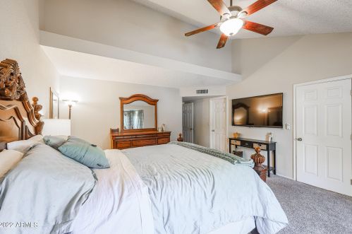 1712 Tulsa St, Chandler AZ  85225-8228 exterior