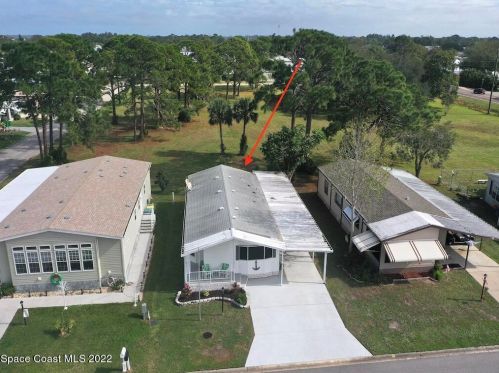 803 Vireo Dr, Sebastian FL  32976-7351 exterior