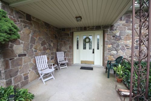 161 Lynford Rd, Southampton, PA 18954-1362