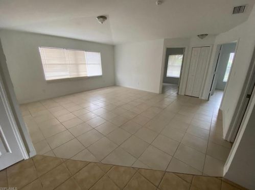 4405 28th St, Lehigh Acres, FL 33973-3716